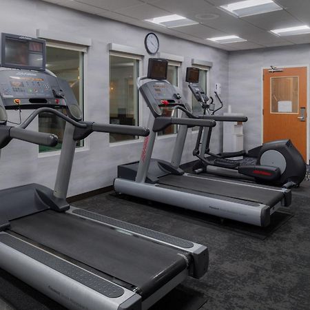 Fairfield Inn & Suites Greensboro Wendover Dış mekan fotoğraf