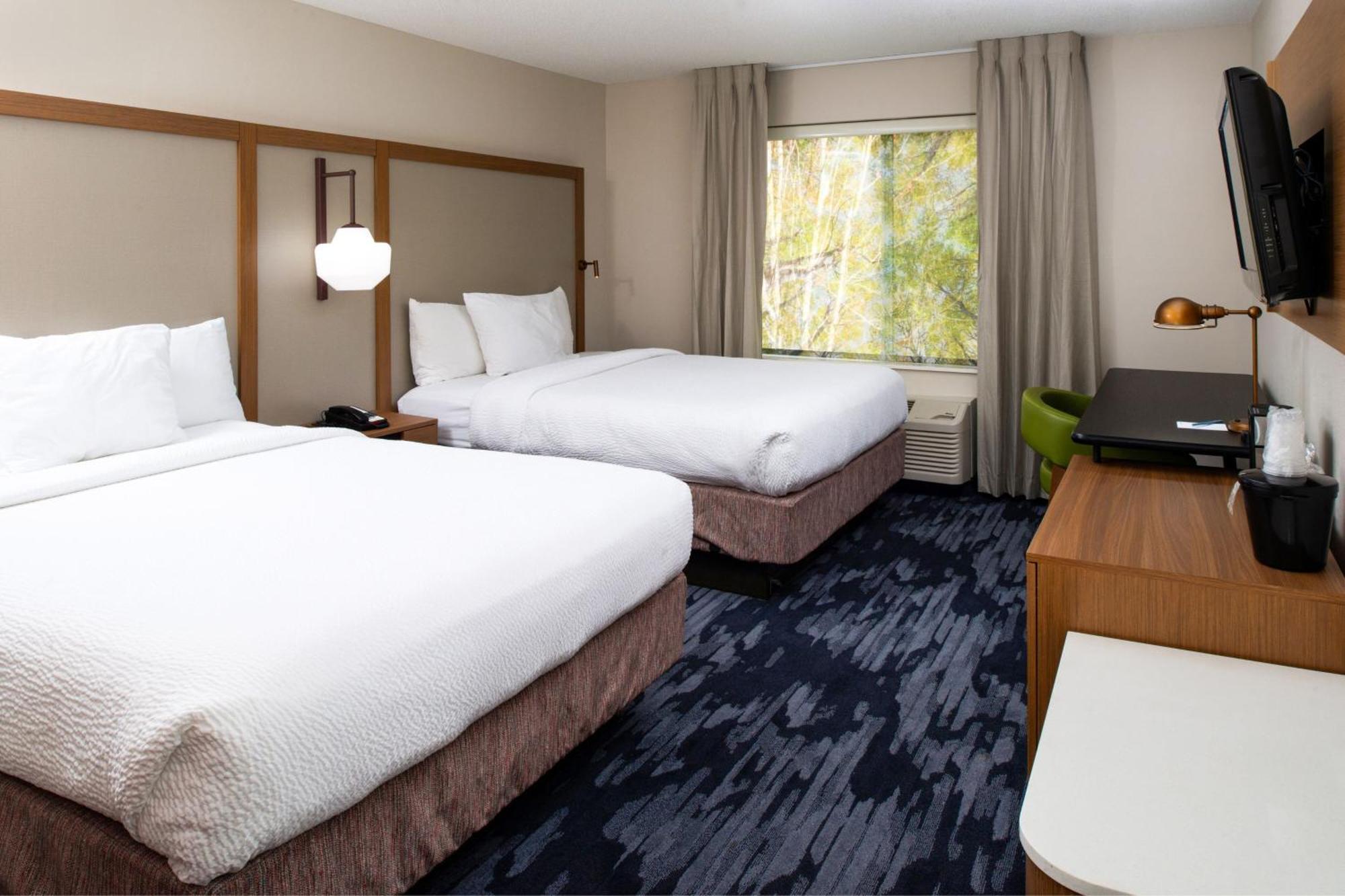 Fairfield Inn & Suites Greensboro Wendover Dış mekan fotoğraf