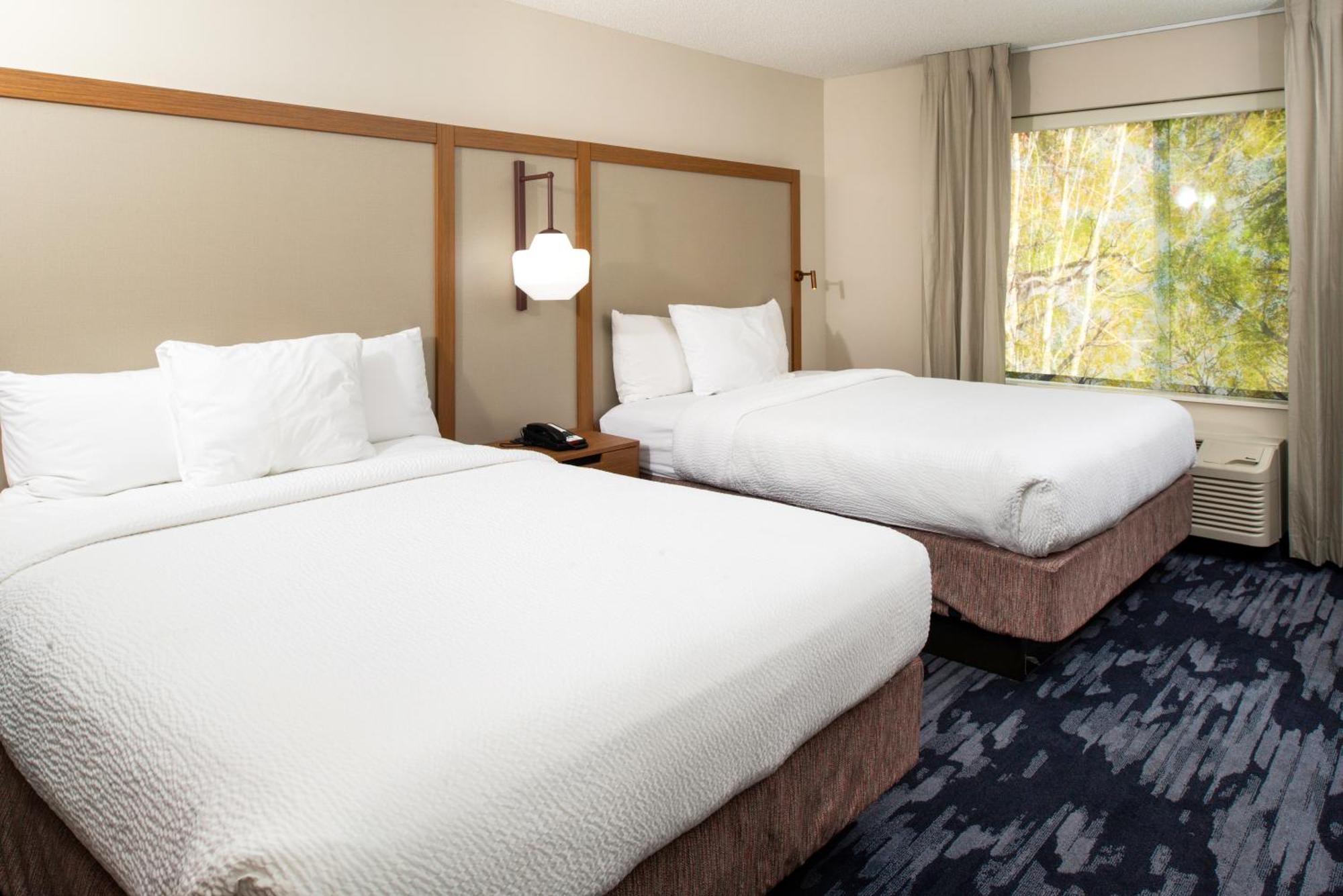 Fairfield Inn & Suites Greensboro Wendover Dış mekan fotoğraf